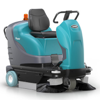 Picture of Tennant - S680 Compact Battery Ride-On Sweeper